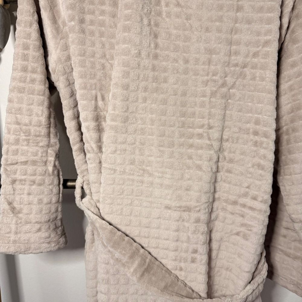 Ulta Lounge Plush Waffle Knit Robe Bathrobe Beige Cozy Loungewear Large XL - Picture 8 of 10